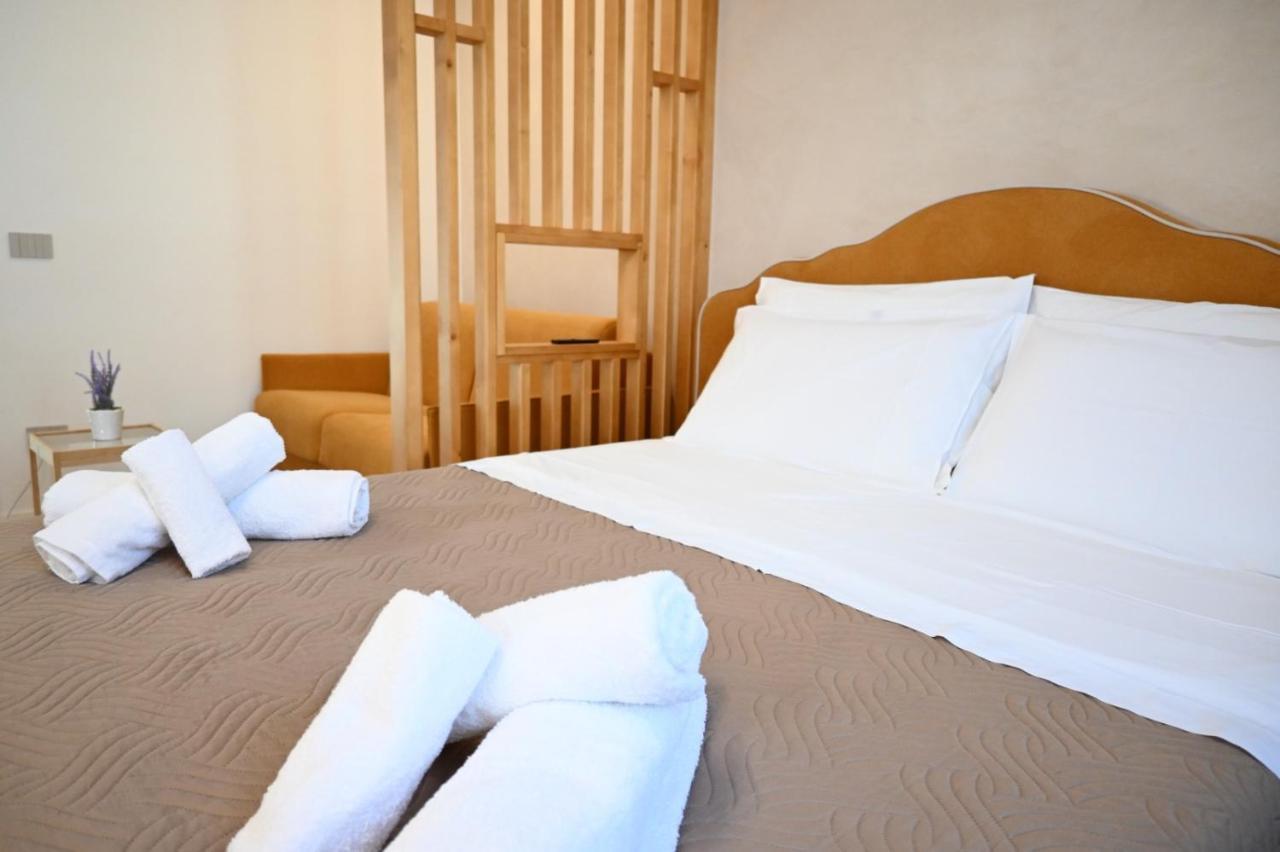 Garofoli Apartments San Giovanni Lupatoto Esterno foto